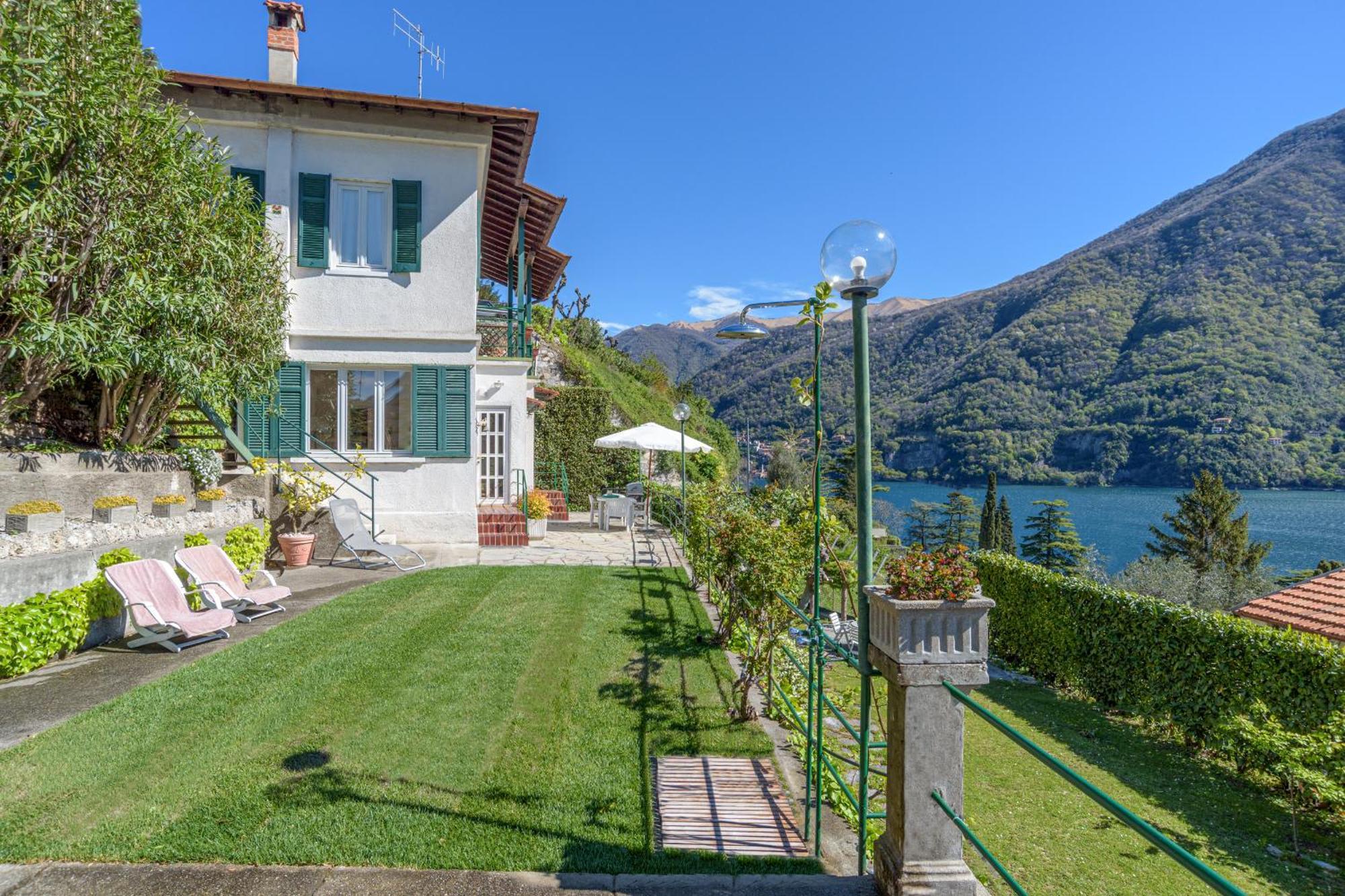 Casa Bambu - Splendida Vista Lago E Posto Auto Laglio Extérieur photo