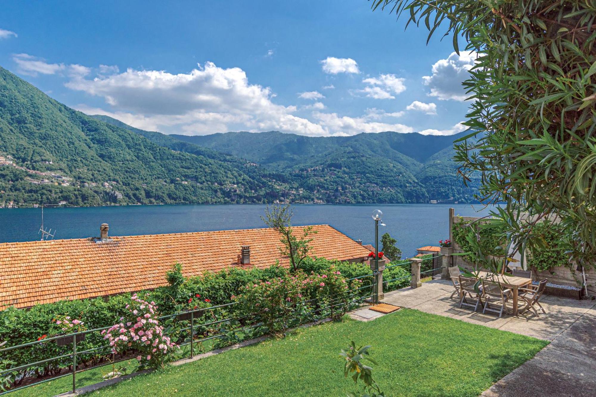 Casa Bambu - Splendida Vista Lago E Posto Auto Laglio Extérieur photo