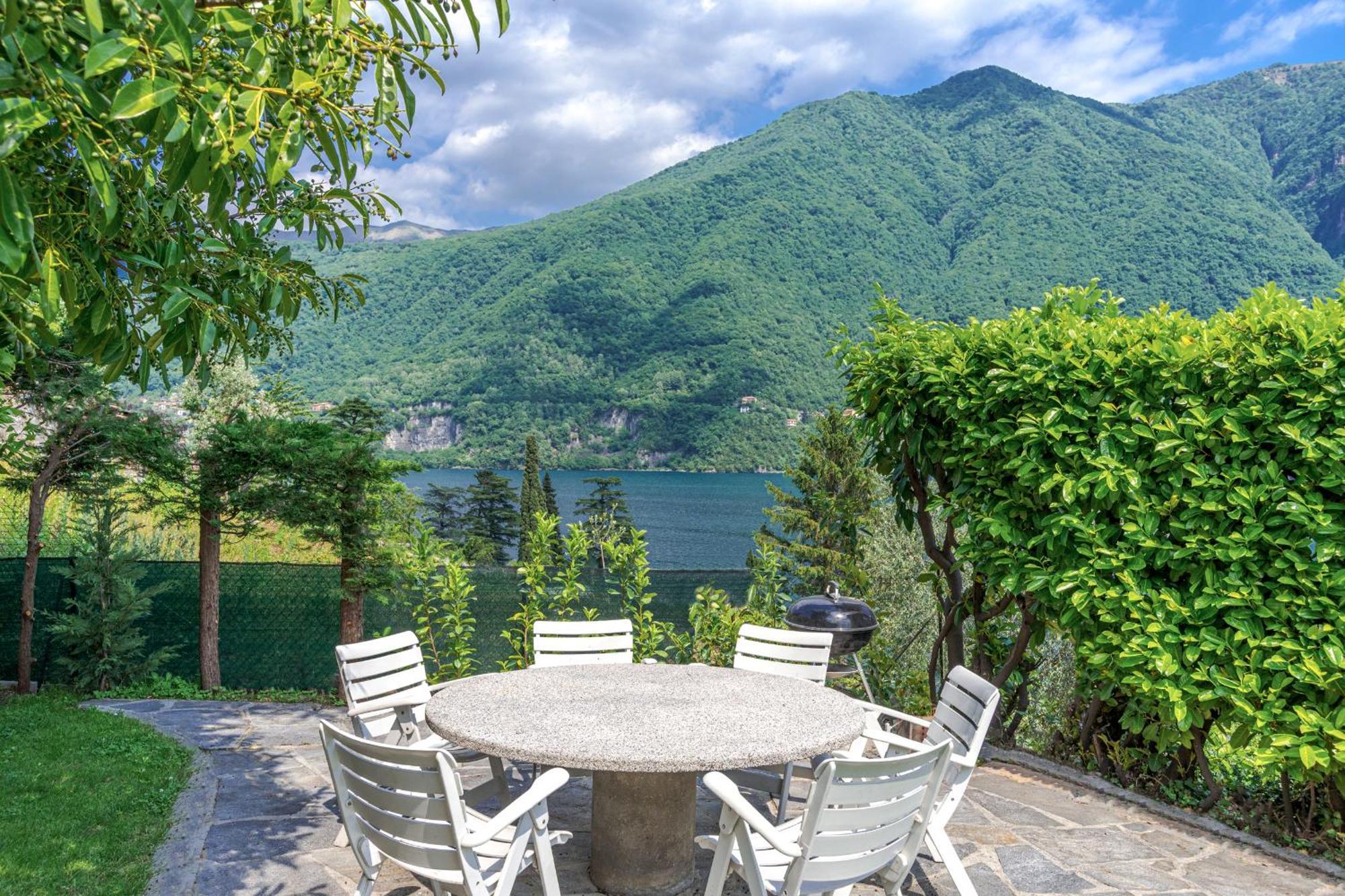 Casa Bambu - Splendida Vista Lago E Posto Auto Laglio Extérieur photo