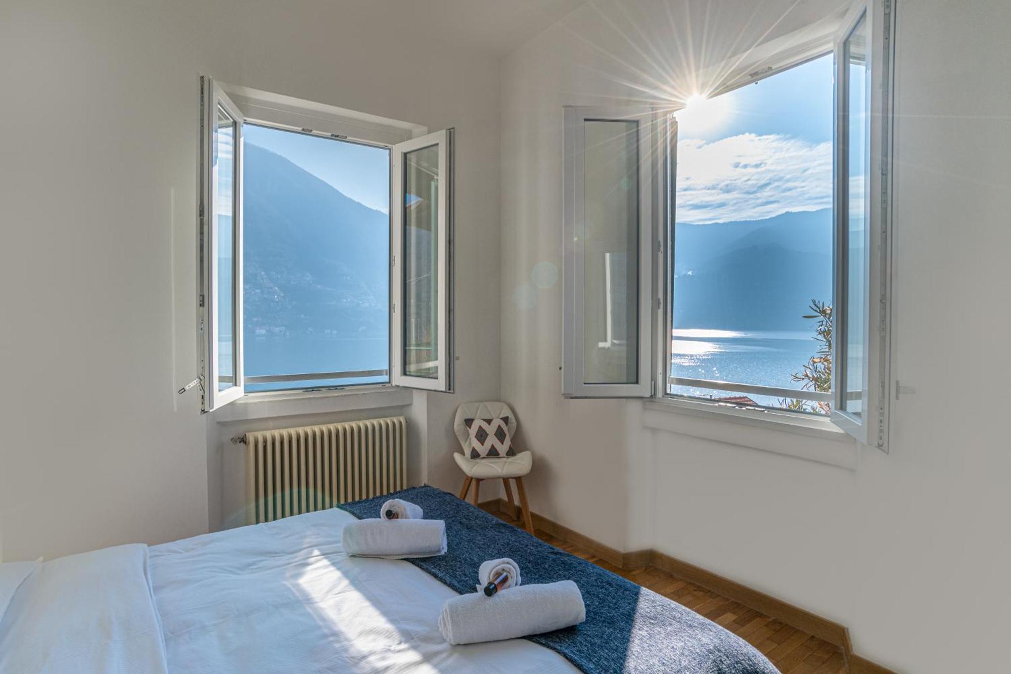 Casa Bambu - Splendida Vista Lago E Posto Auto Laglio Extérieur photo