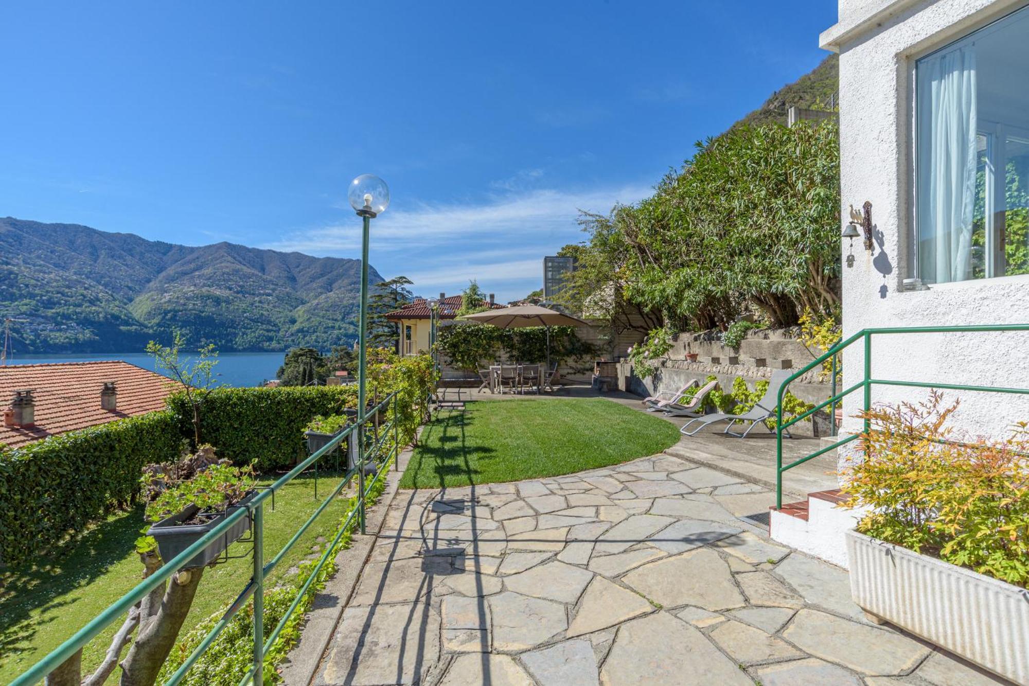 Casa Bambu - Splendida Vista Lago E Posto Auto Laglio Extérieur photo